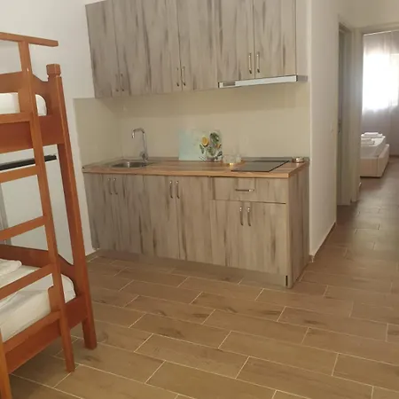 Apartment Doris *